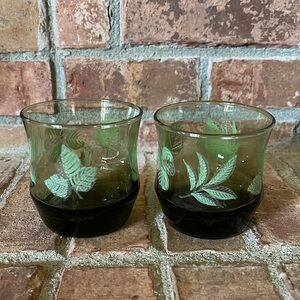 Vtg Libbey Green Juice Glasses w/ Raised Leaves Pattern Set of 2